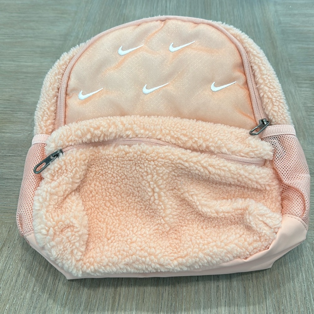 Nike KIDS BRASILIA JDI Mini Sherpa Backpack